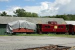 LV 95133 & an UNK Bobber caboose